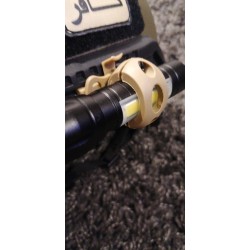 montáž na helmu pro svítilnu 21 mm - barva na výběr